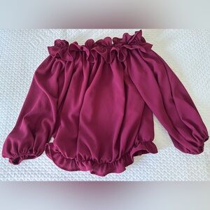 Vici off the shoulder blouse in maroon. Size XS
